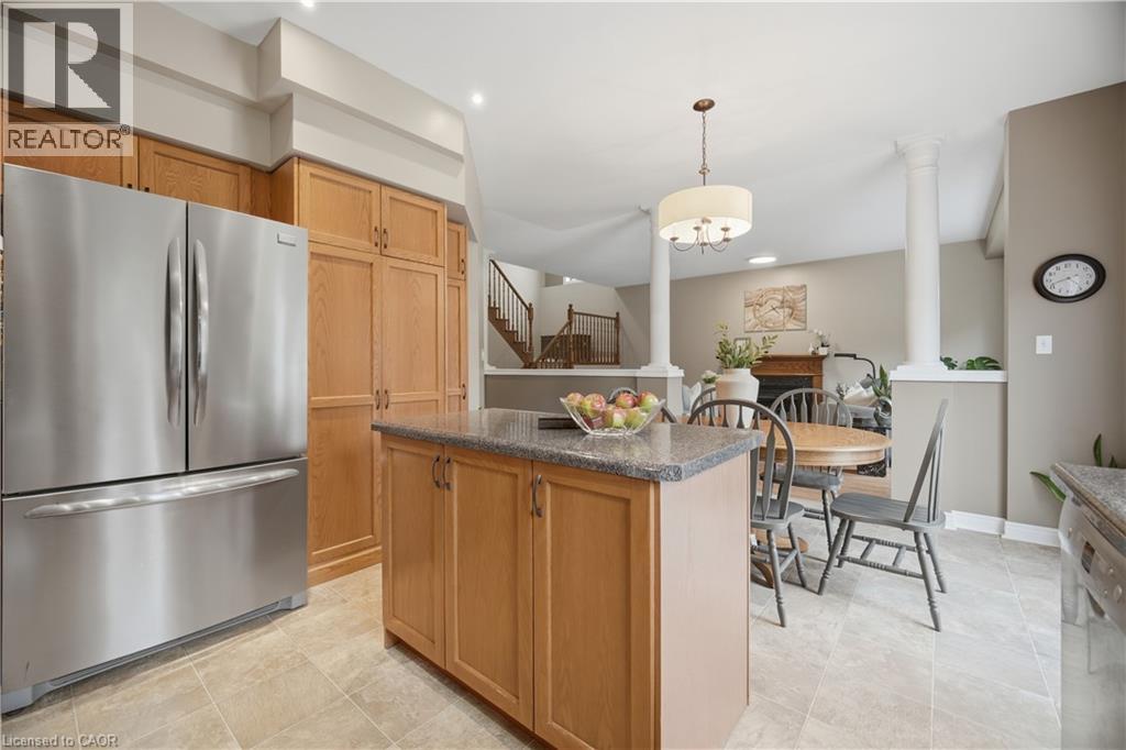 84 Meadowbank Drive, Hamilton, Ontario  L9B 2Y1 - Photo 21 - 40860648