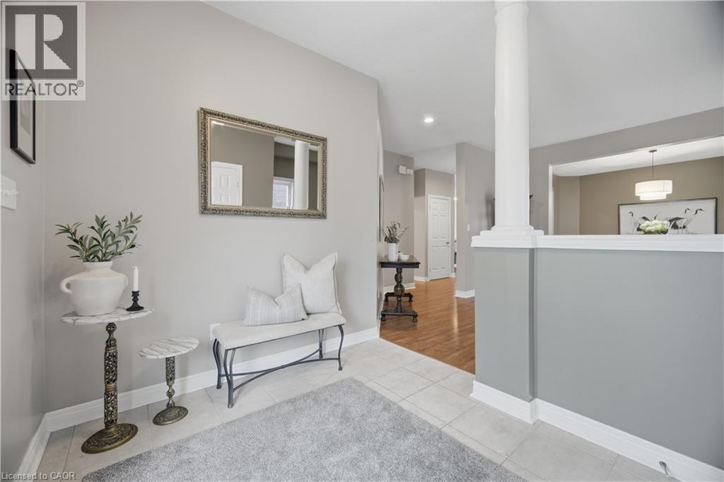 84 Meadowbank Drive, Hamilton, Ontario  L9B 2Y1 - Photo 6 - 40860648