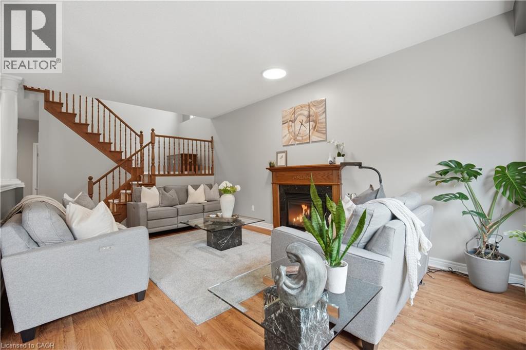 84 Meadowbank Drive, Hamilton, Ontario  L9B 2Y1 - Photo 12 - 40860648