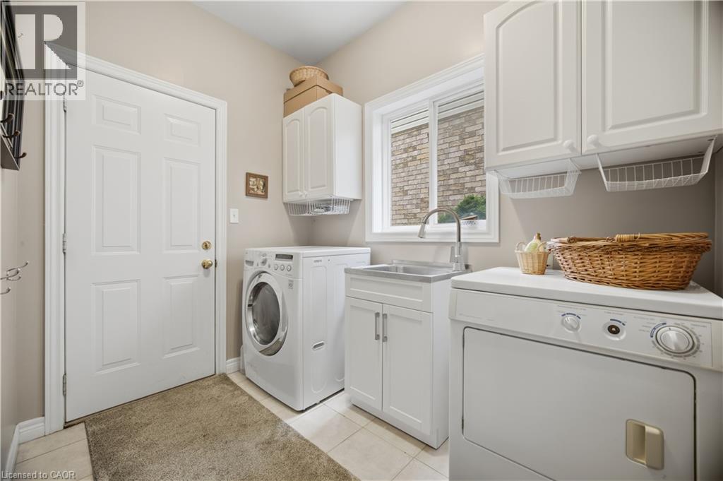 84 Meadowbank Drive, Hamilton, Ontario  L9B 2Y1 - Photo 23 - 40860648