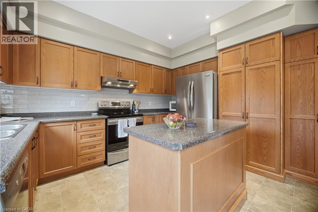 84 Meadowbank Drive, Hamilton, Ontario  L9B 2Y1 - Photo 20 - 40860648