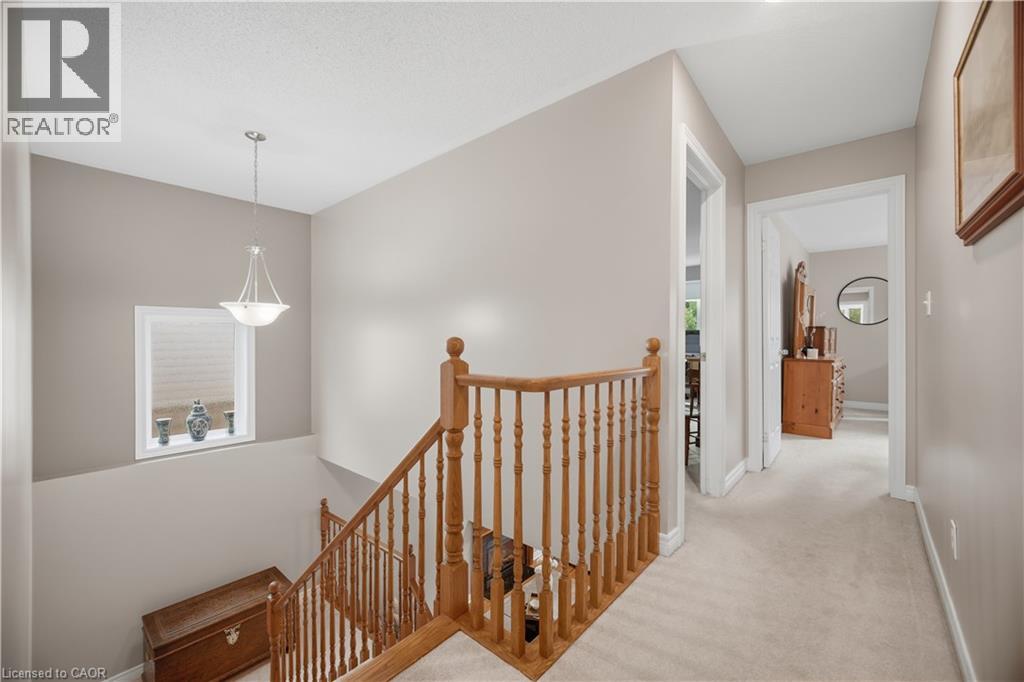 84 Meadowbank Drive, Hamilton, Ontario  L9B 2Y1 - Photo 24 - 40860648