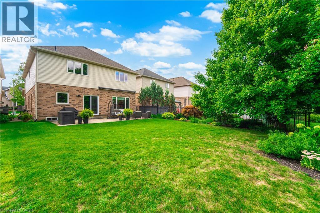 84 Meadowbank Drive, Hamilton, Ontario  L9B 2Y1 - Photo 43 - 40860648