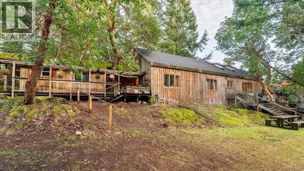405 Hazlitt Creek Rd, Highlands, British Columbia  V9E 2A3 - Photo 21 - 1022665