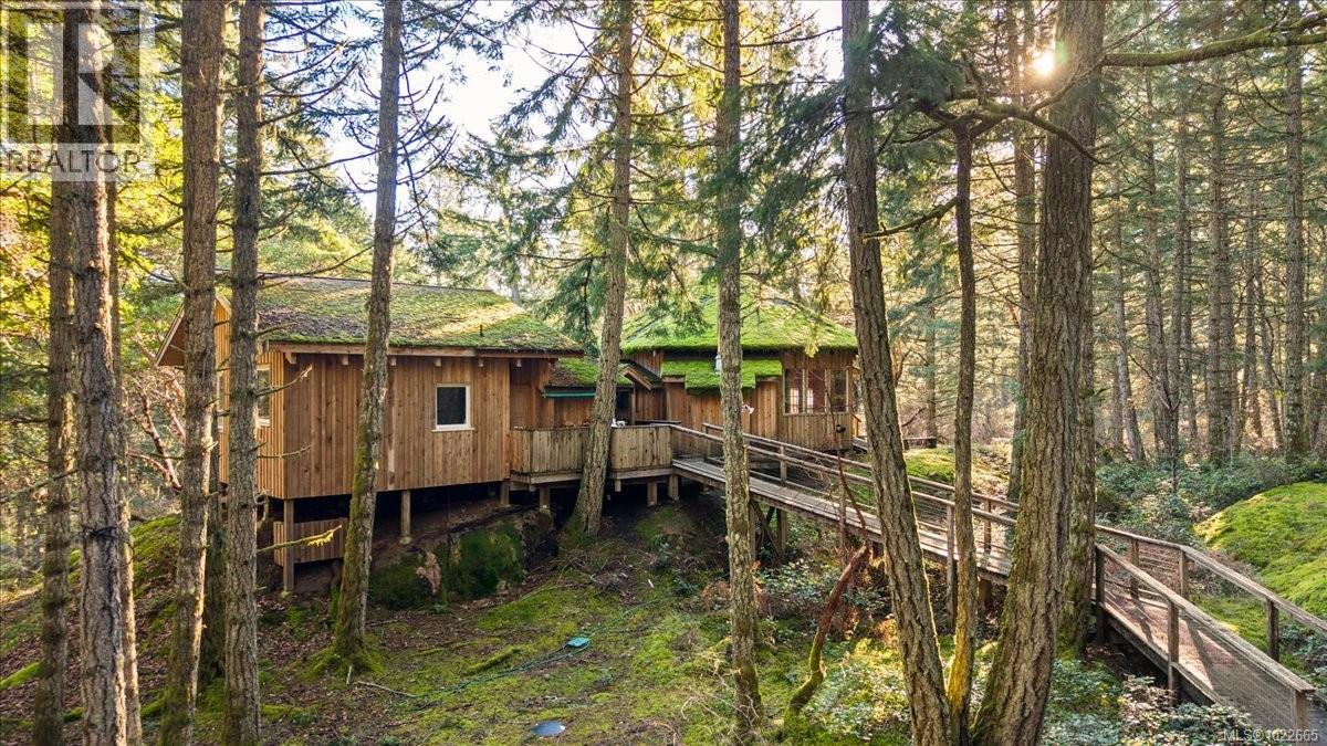 405 Hazlitt Creek Rd, Highlands, British Columbia  V9E 2A3 - Photo 16 - 1022665