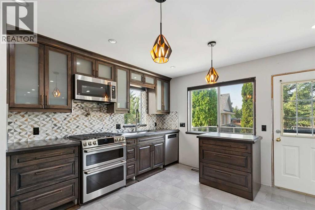 341 Coral Keys Villas Ne, Calgary, Alberta  T3J 3L8 - Photo 11 - A2341701
