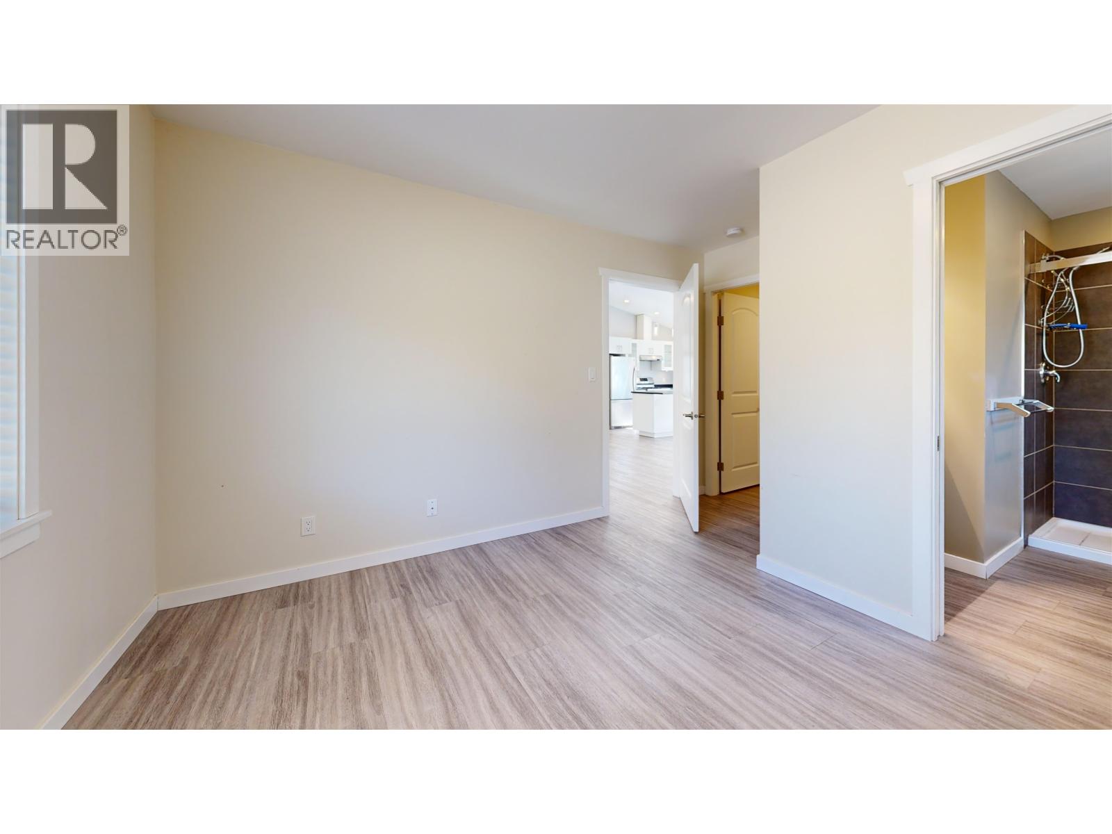 4942 Kyllo Road, 108 Mile Ranch, British Columbia  V0K 2Z0 - Photo 12 - R3161604