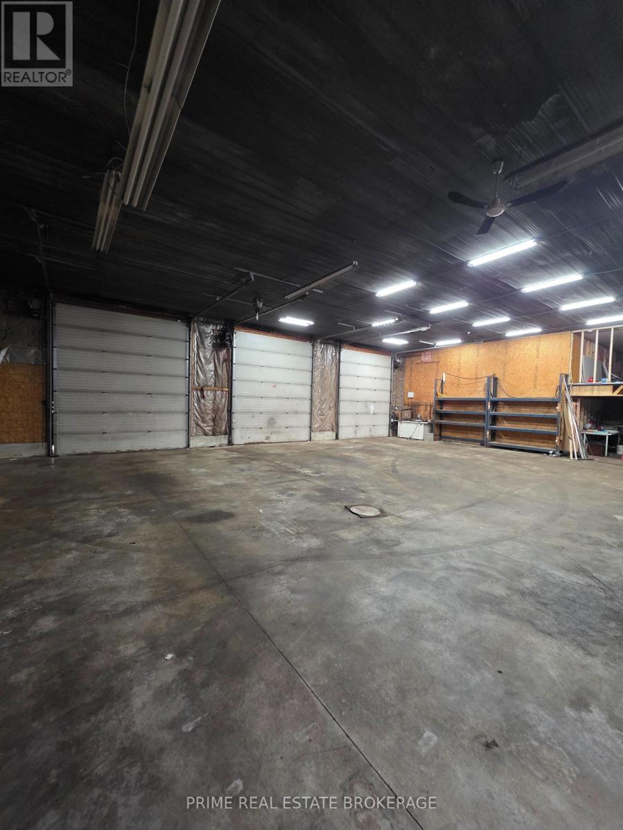 2144 Hamilton Road, London South, Ontario  N6M 1G2 - Photo 10 - X13746006