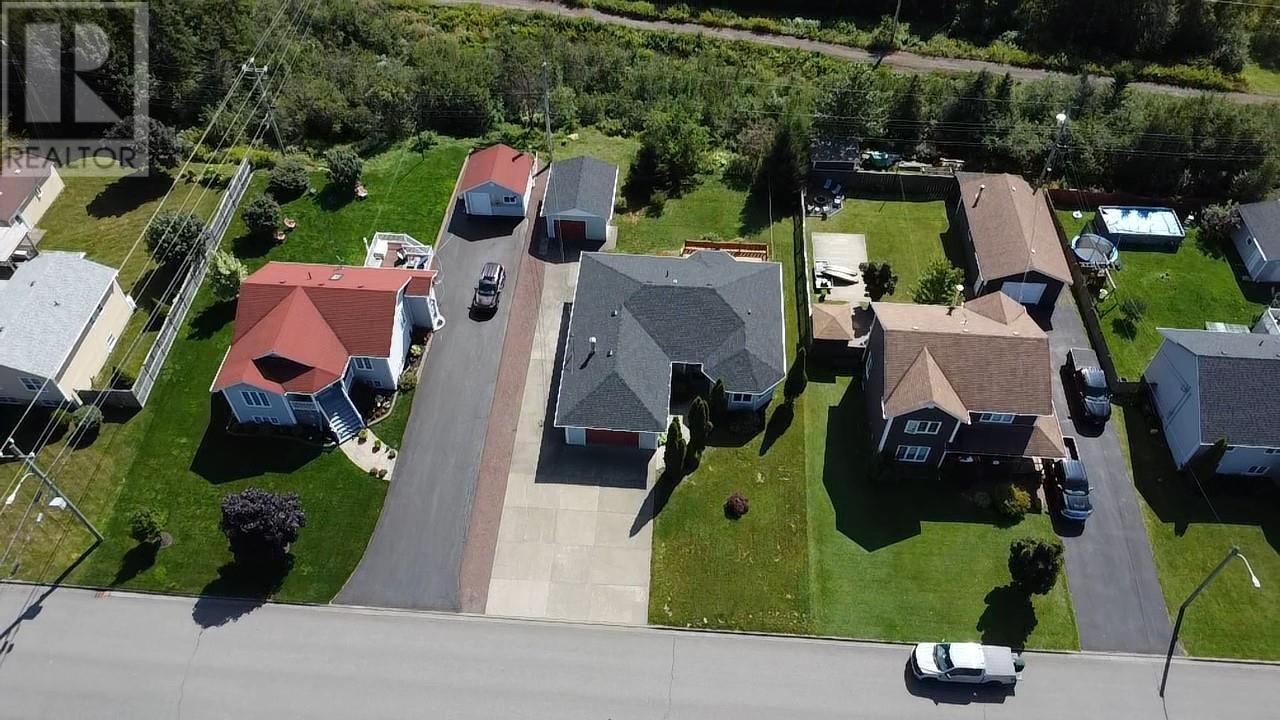 8 Harmsworth Drive, Grand Falls-Windsor — photo 3