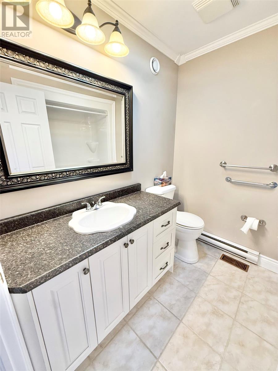 8 Harmsworth Drive, Grand Falls-Windsor — photo 31