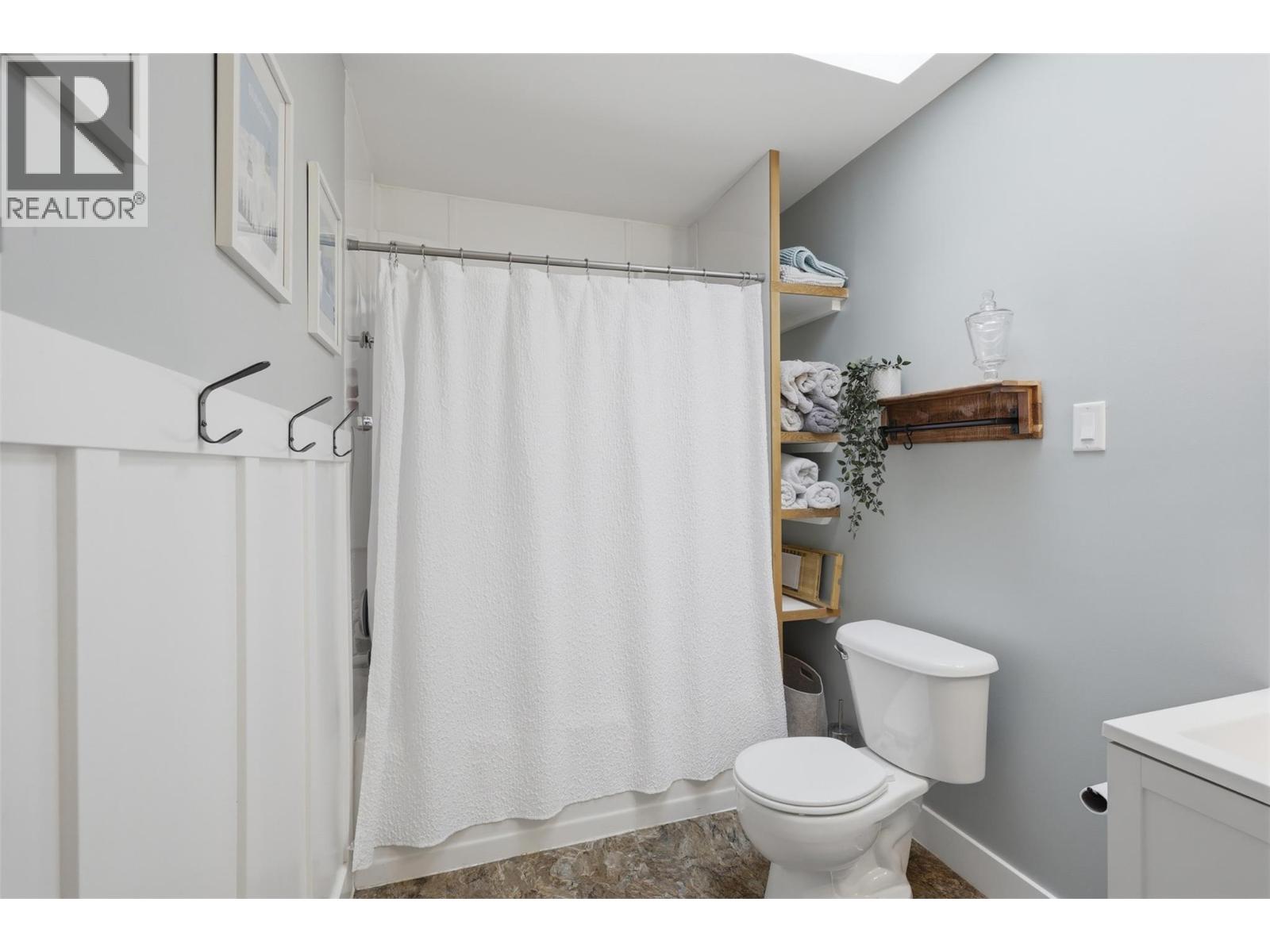 675 Dominion Street, Kamloops, British Columbia  V2C 2X6 - Photo 21 - 10386242