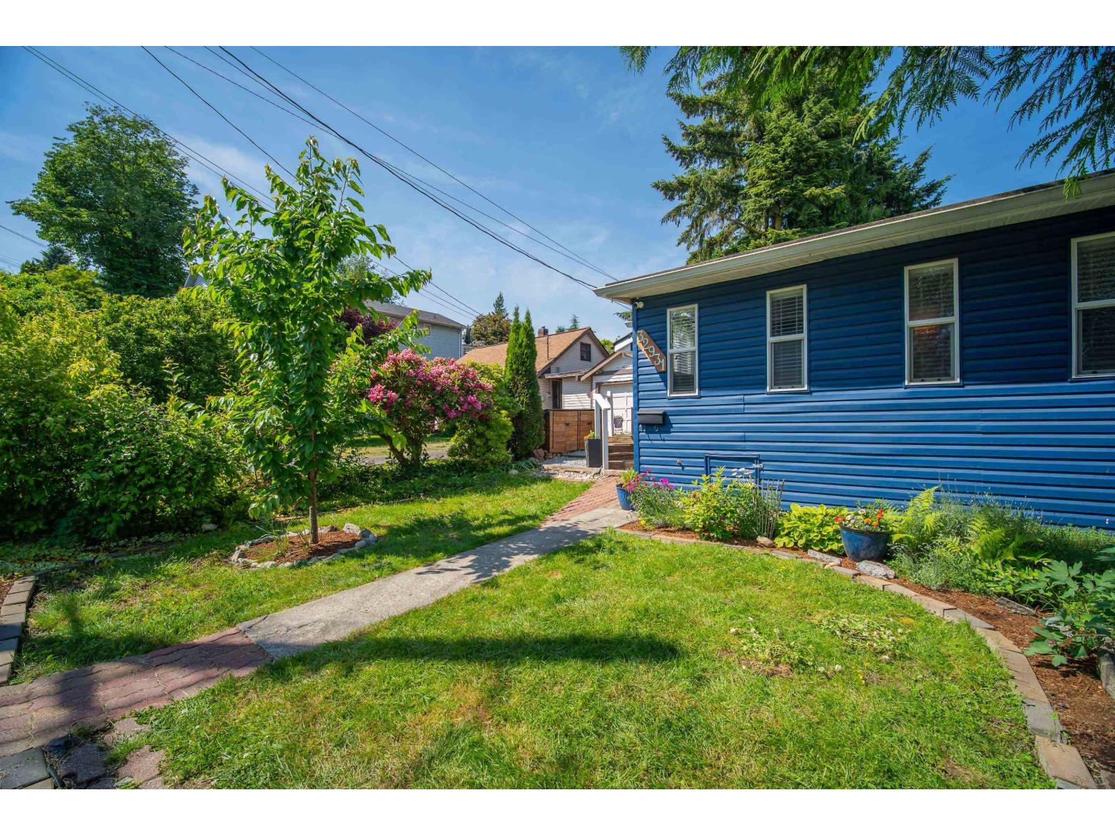 32931 1 Avenue, Mission, British Columbia  V2V 1E9 - Photo 4 - R3161472