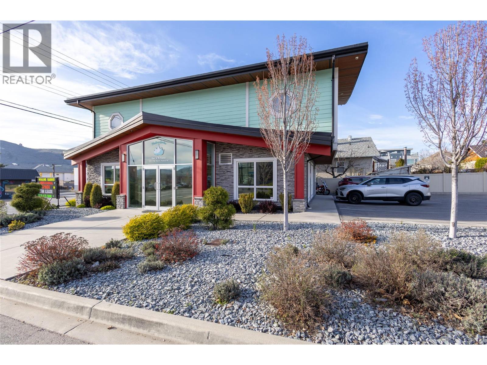 3701 27 Street, Vernon, British Columbia  V1T 1H7 - Photo 2 - 10389727