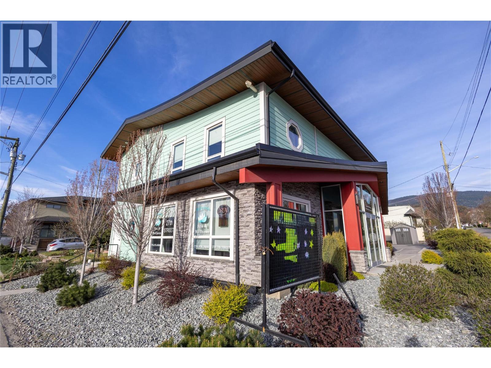 3701 27 Street, Vernon, British Columbia  V1T 1H7 - Photo 3 - 10389727