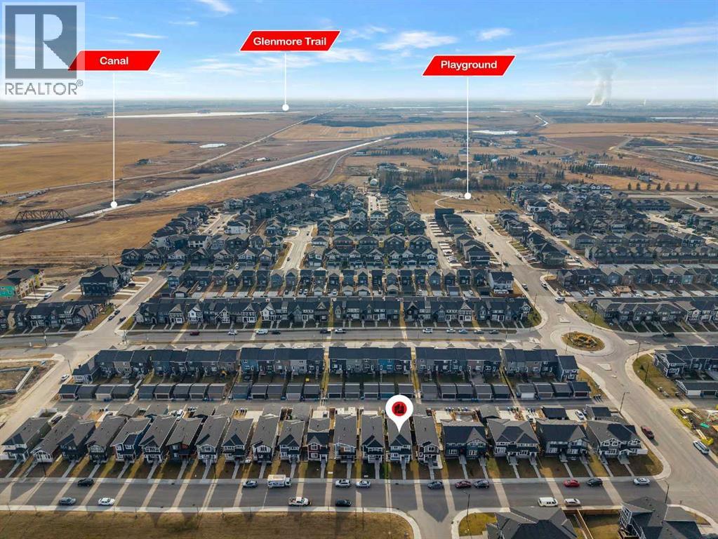 159 Waterford Heights, Chestermere, Alberta  T1X 2M8 - Photo 3 - A2342431