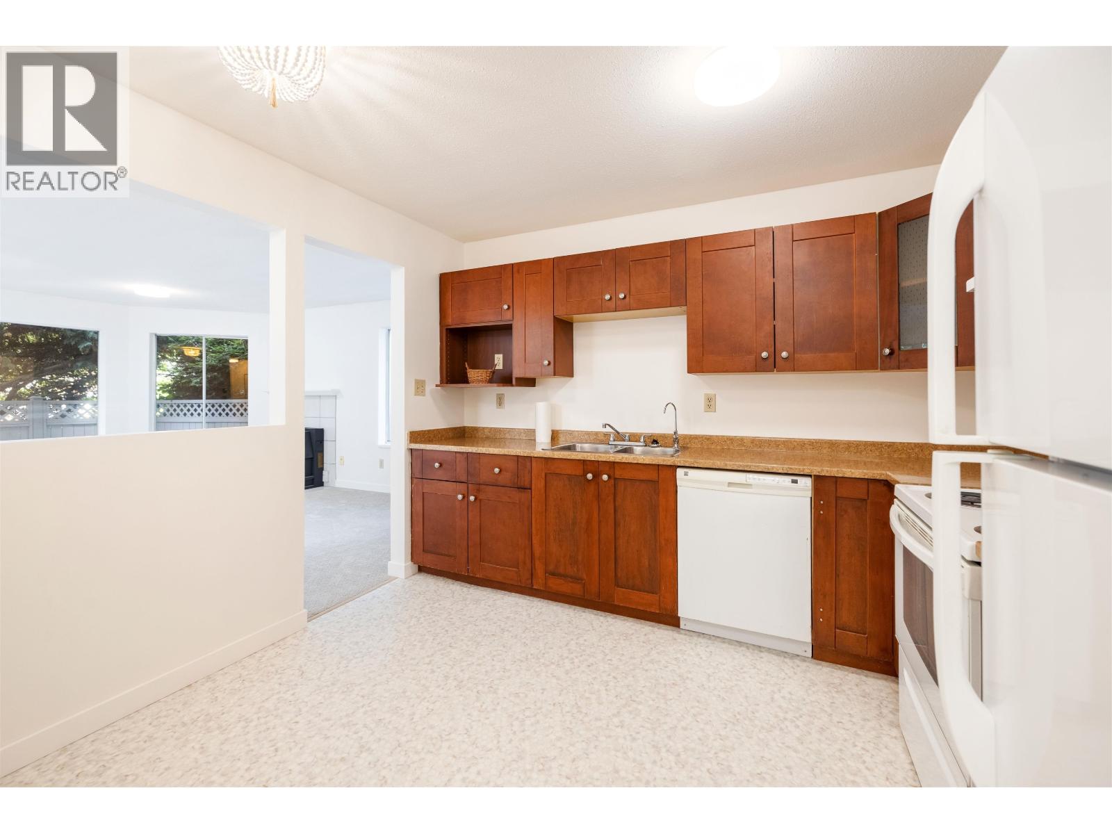 105 3088 Flint Street, Port Coquitlam, British Columbia  V3B 4H5 - Photo 16 - R3161567