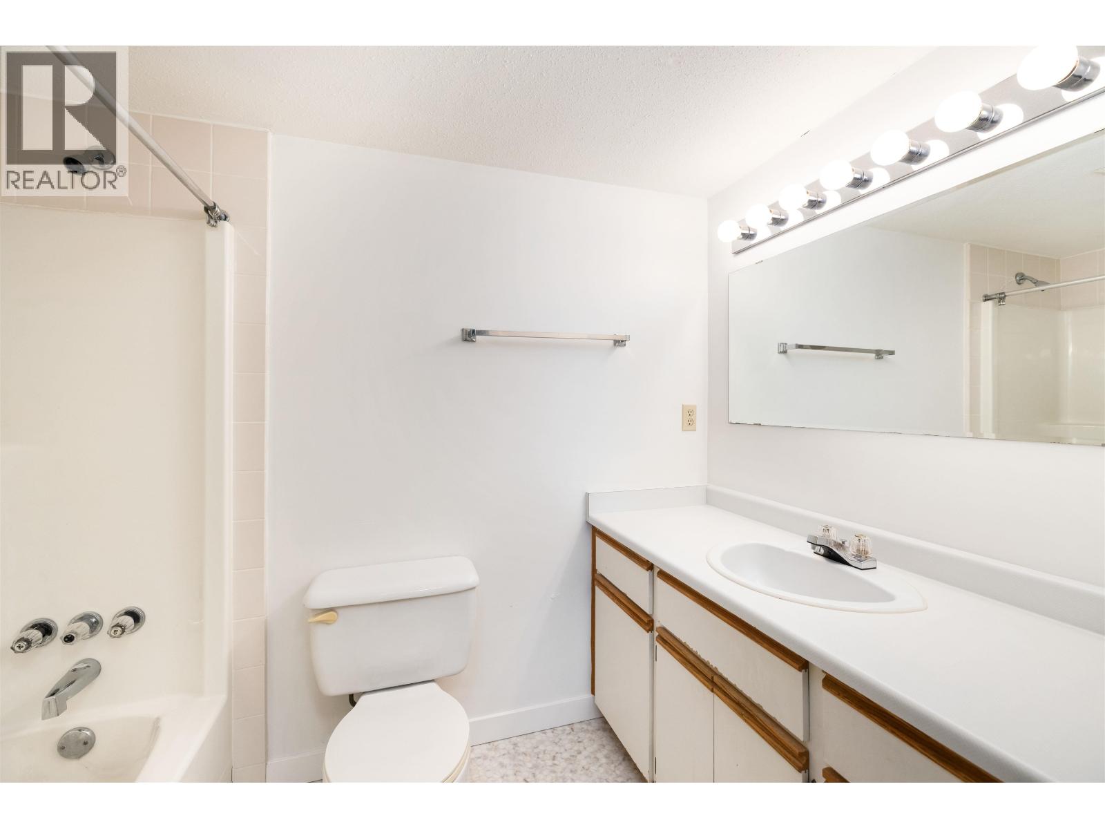 105 3088 Flint Street, Port Coquitlam, British Columbia  V3B 4H5 - Photo 17 - R3161567