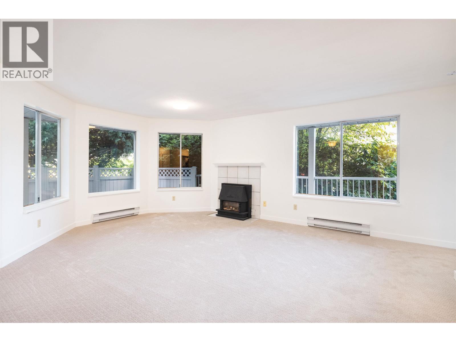 105 3088 Flint Street, Port Coquitlam, British Columbia  V3B 4H5 - Photo 9 - R3161567