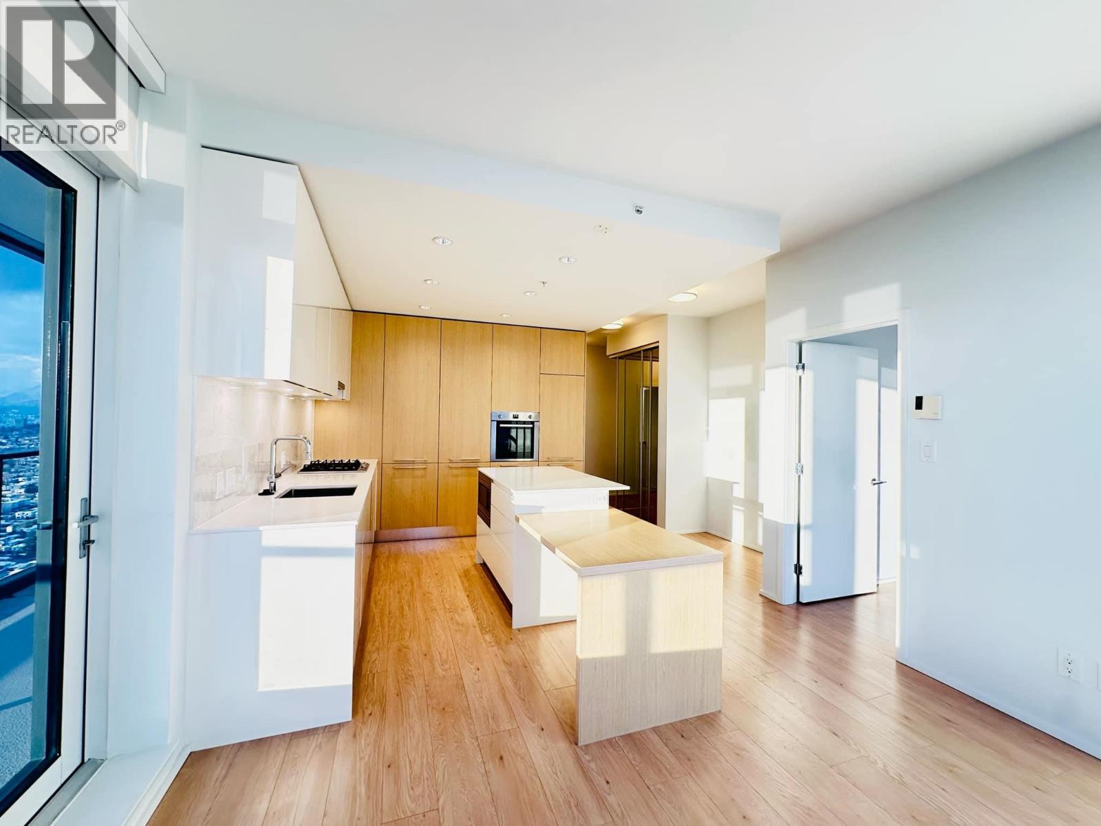 5007 4510 Halifax Way, Burnaby, British Columbia  V5C 0K4 - Photo 2 - R3161581