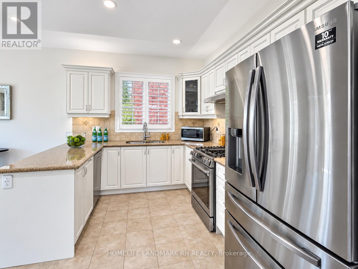 131 Oberfrick Avenue, Vaughan, Ontario L6A 0P1 - Photo 14 - N13744154