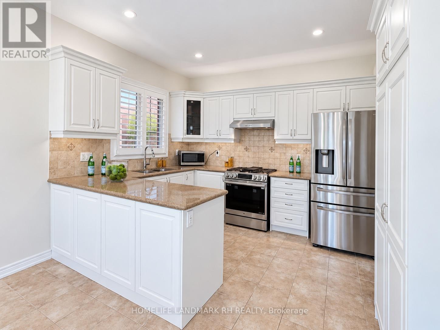 131 Oberfrick Avenue, Vaughan, Ontario L6A 0P1 - Photo 12 - N13744154