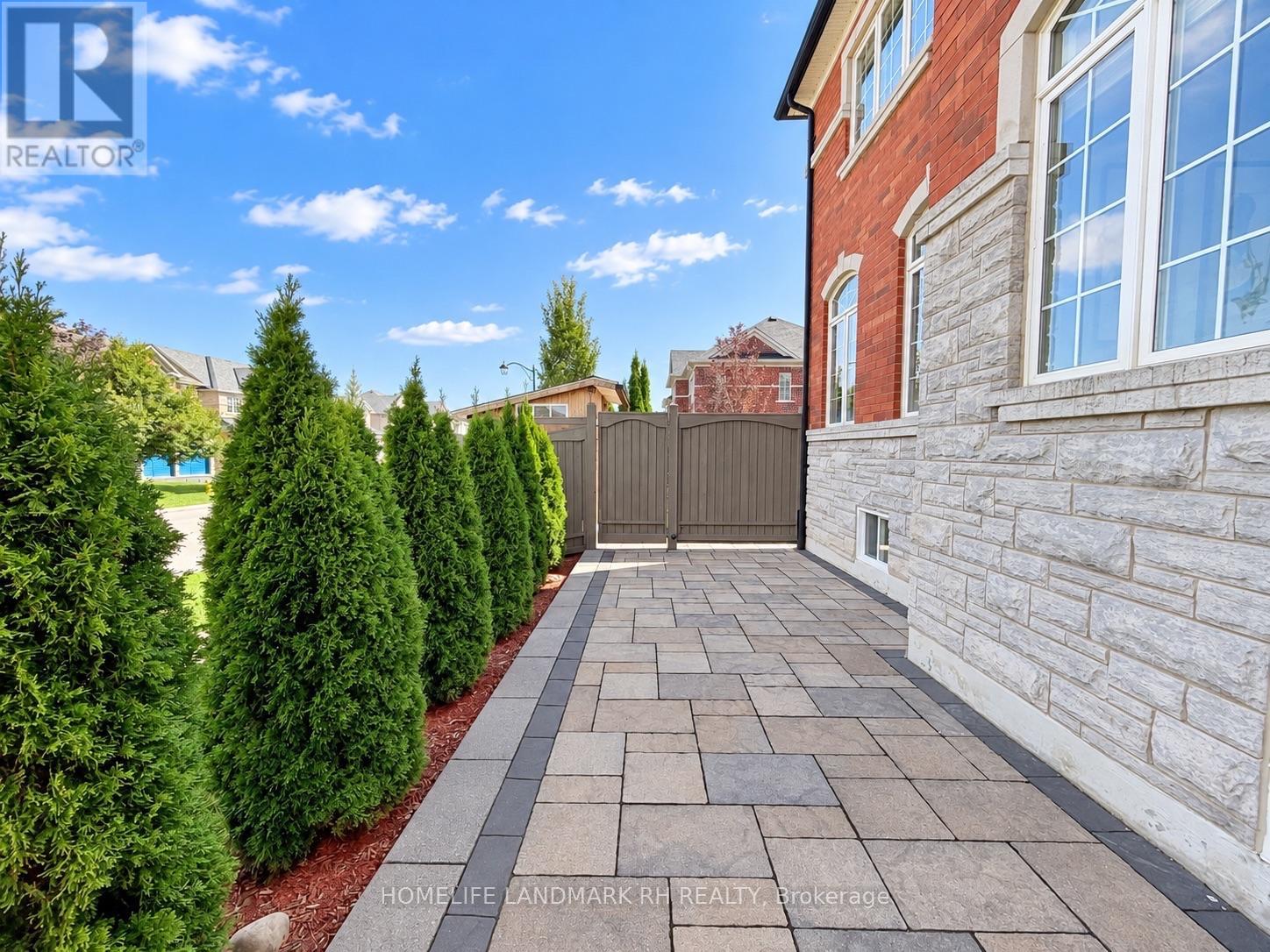 131 Oberfrick Avenue, Vaughan, Ontario L6A 0P1 - Photo 43 - N13744154