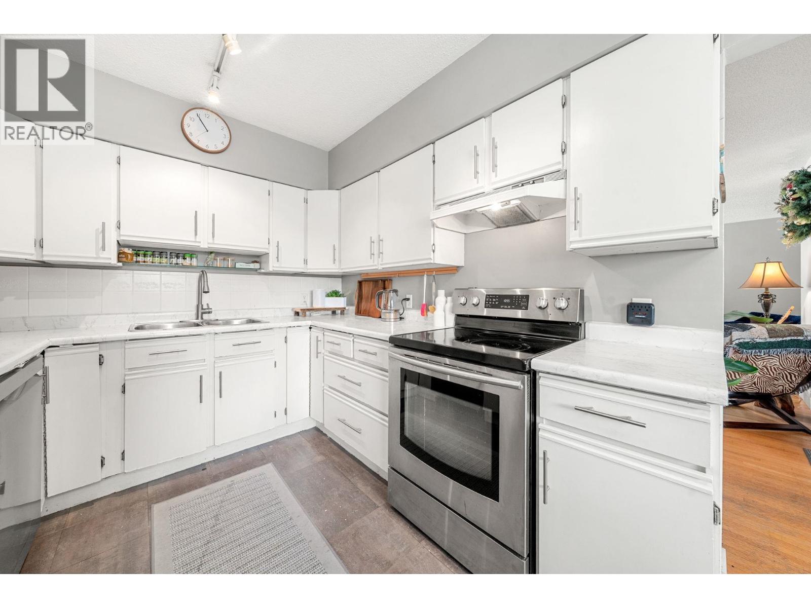 1120 Wellington Drive, North Vancouver, British Columbia  V7K 1L2 - Photo 11 - R3161589