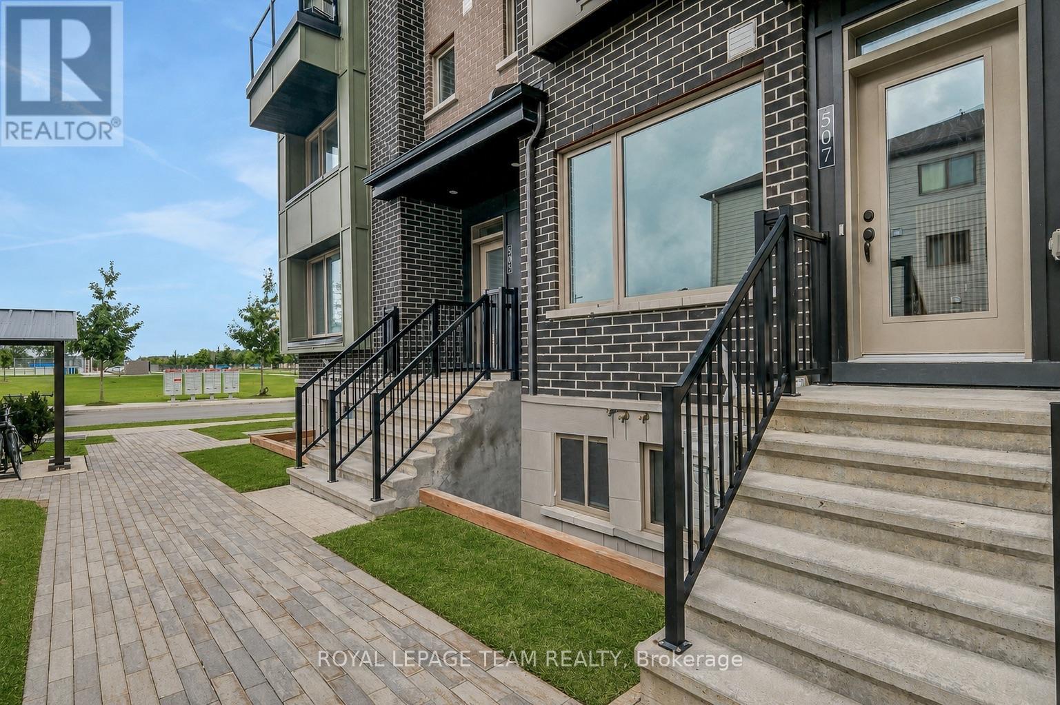 507 Takamose Private, Ottawa, Ontario  K1K 5A5 - Photo 2 - X13743478