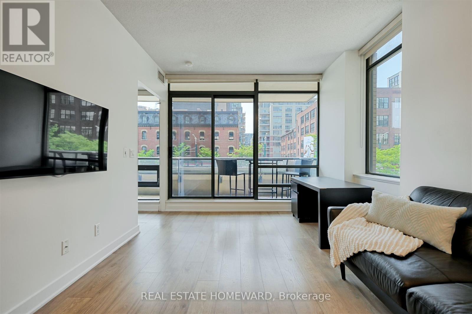 201 - 438 KING STREET W, Toronto, Ontario