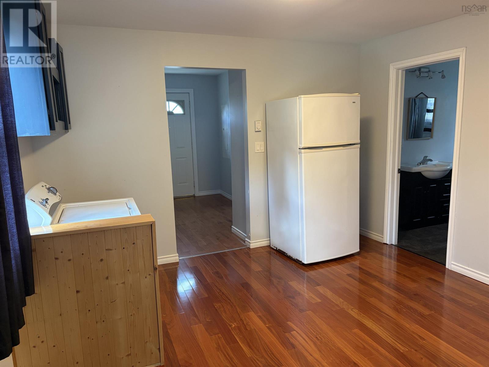 25 Morrison Street, Glace Bay, Nova Scotia  B1A 2G7 - Photo 5 - 202622312