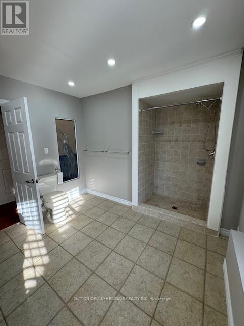906 Liverpool Road, Pickering, Ontario  L1W 1S6 - Photo 15 - E13746044