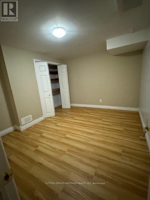 906 Liverpool Road, Pickering, Ontario  L1W 1S6 - Photo 17 - E13746044