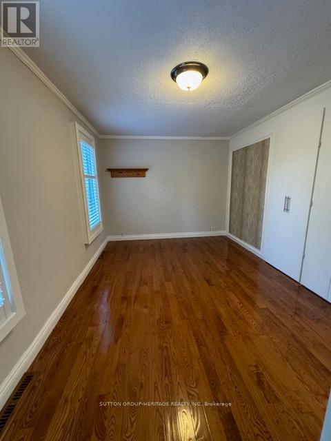 906 Liverpool Road, Pickering, Ontario  L1W 1S6 - Photo 8 - E13746044