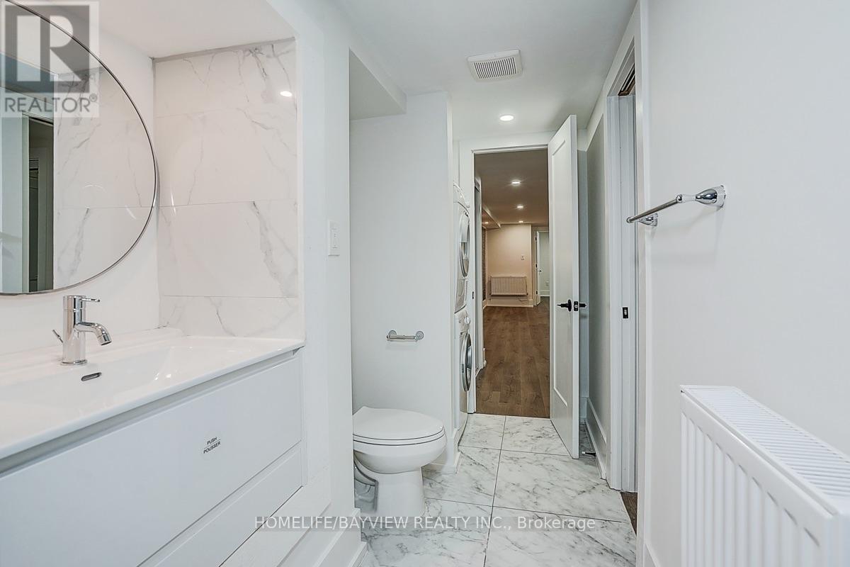 Lower - 43 Wineva Avenue, Toronto, Ontario  M4E 2T1 - Photo 15 - E13746110