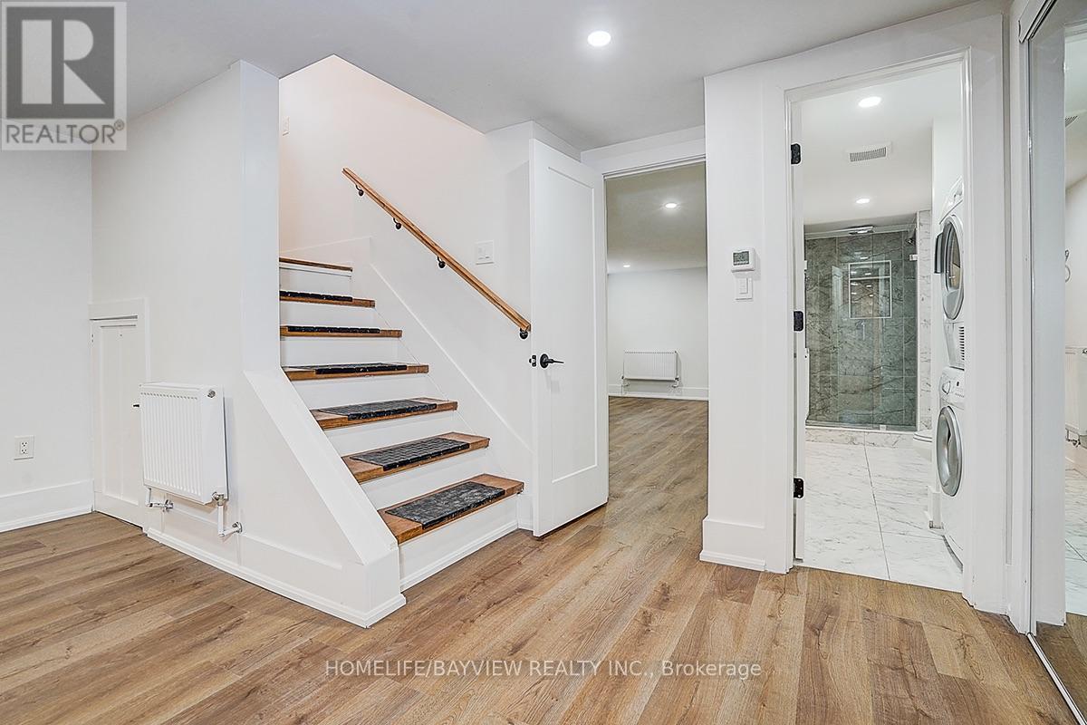 Lower - 43 Wineva Avenue, Toronto, Ontario  M4E 2T1 - Photo 19 - E13746110