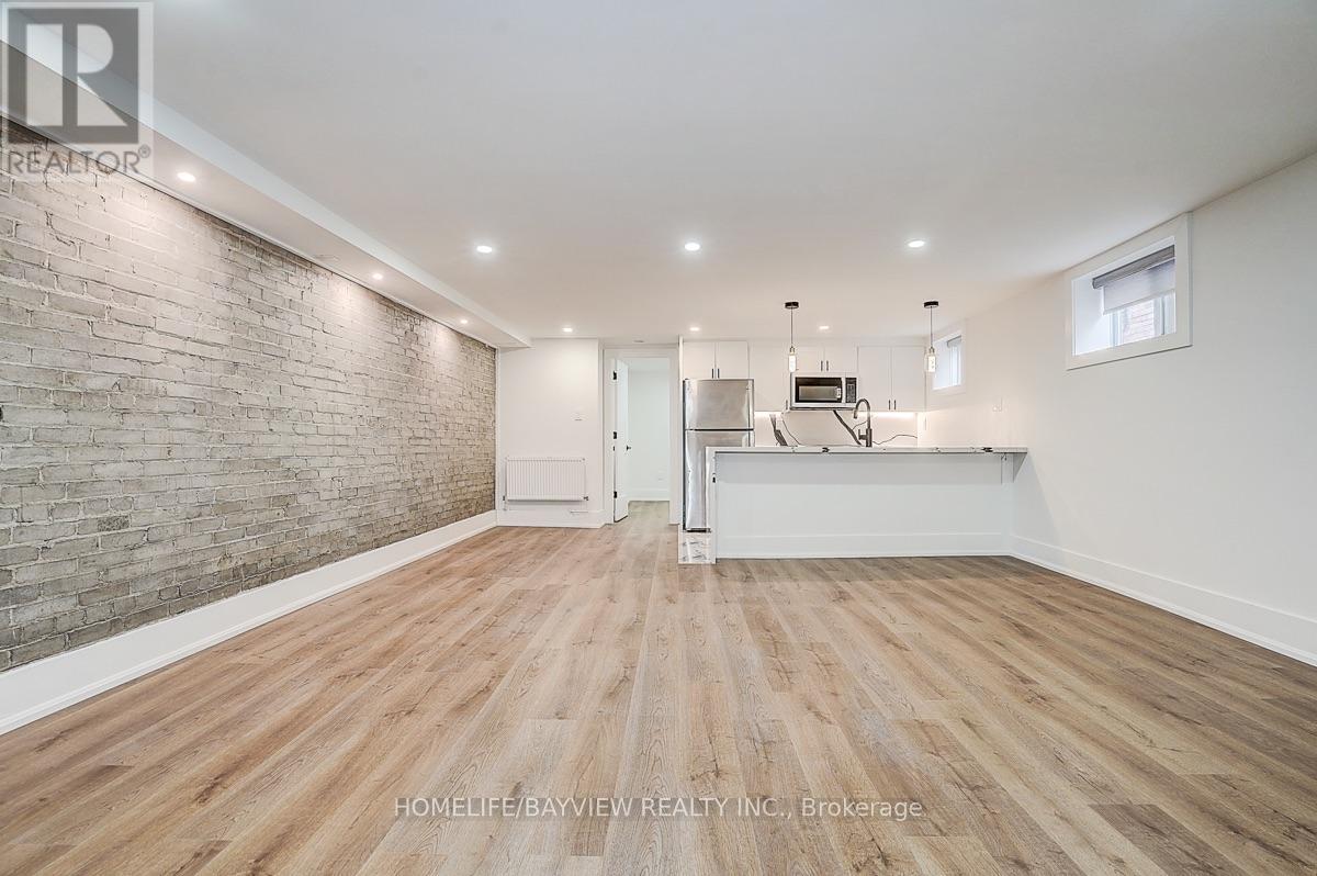 Lower - 43 Wineva Avenue, Toronto, Ontario  M4E 2T1 - Photo 2 - E13746110