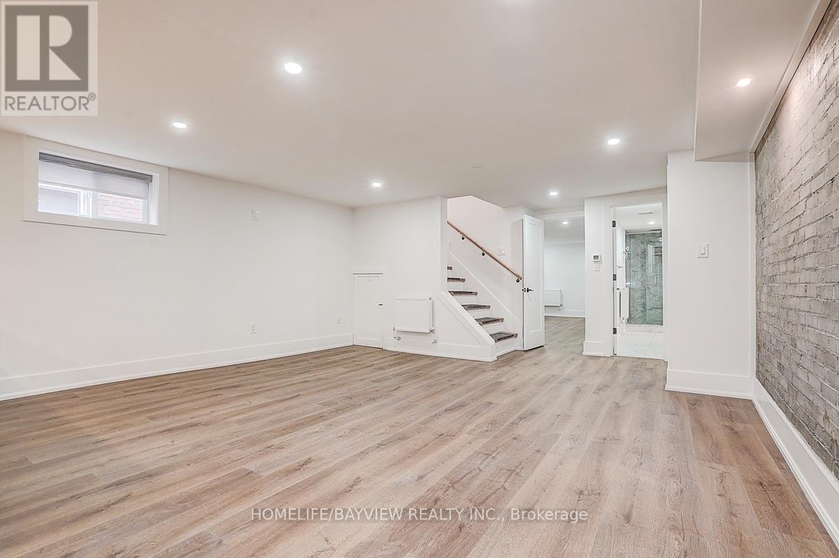 Lower - 43 Wineva Avenue, Toronto, Ontario  M4E 2T1 - Photo 5 - E13746110
