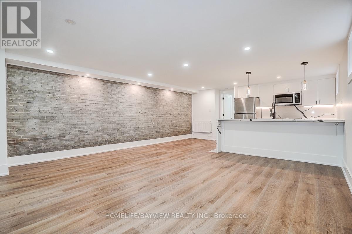 Lower - 43 Wineva Avenue, Toronto, Ontario  M4E 2T1 - Photo 6 - E13746110