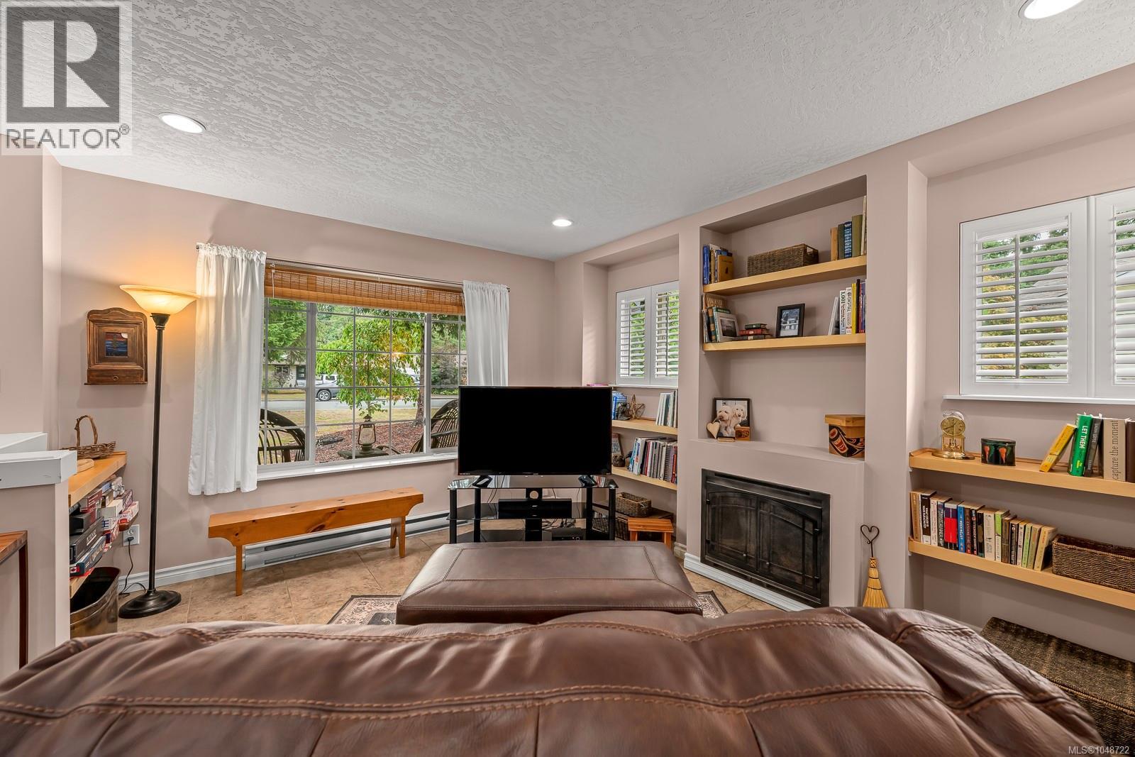 A 1390 Robert Lang Dr, Courtenay, British Columbia  V9N 1A1 - Photo 4 - 1048722