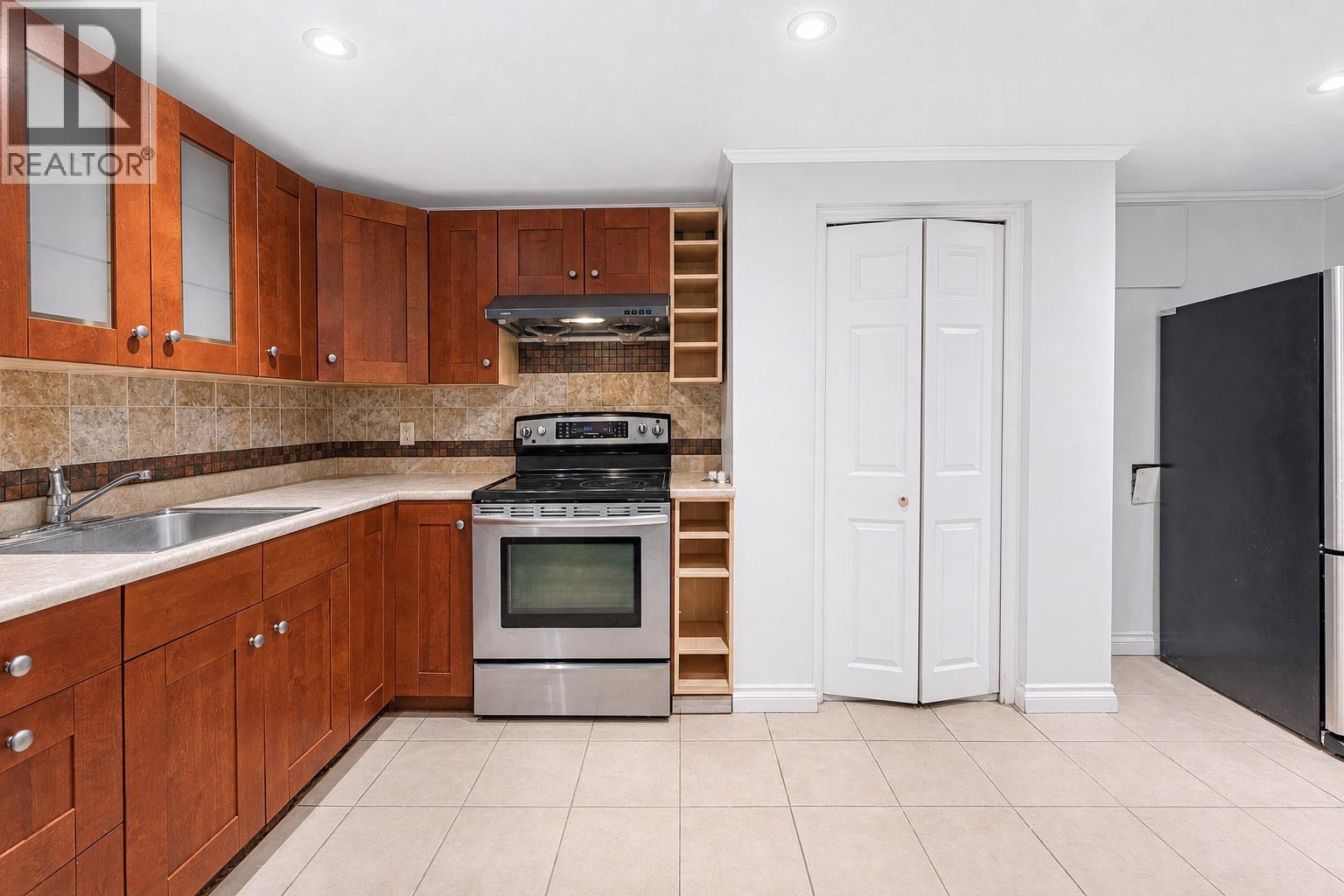 1130 Handsworth Road, North Vancouver, British Columbia  V7R 2A8 - Photo 23 - R3161570