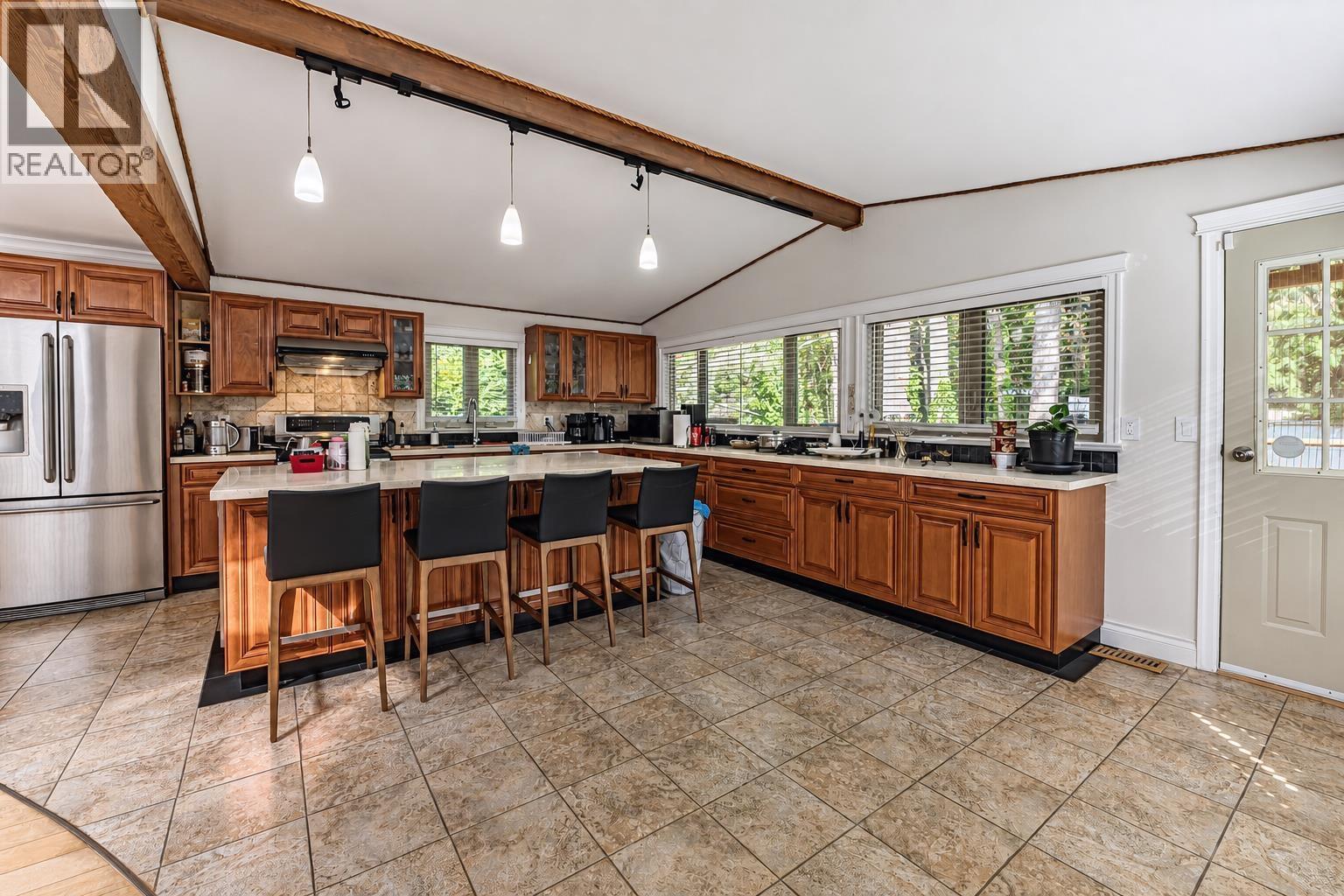 1130 Handsworth Road, North Vancouver, British Columbia  V7R 2A8 - Photo 10 - R3161570
