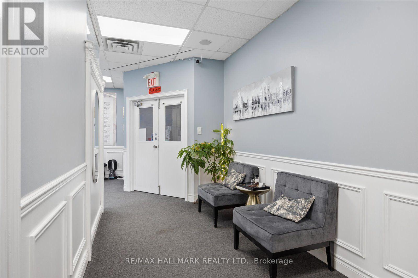 202 - 190 Main Street, Markham, Ontario  L3R 2G9 - Photo 4 - N13746112