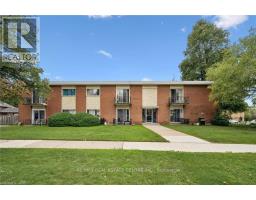 25 WALTON AVENUE, Kitchener, Ontario