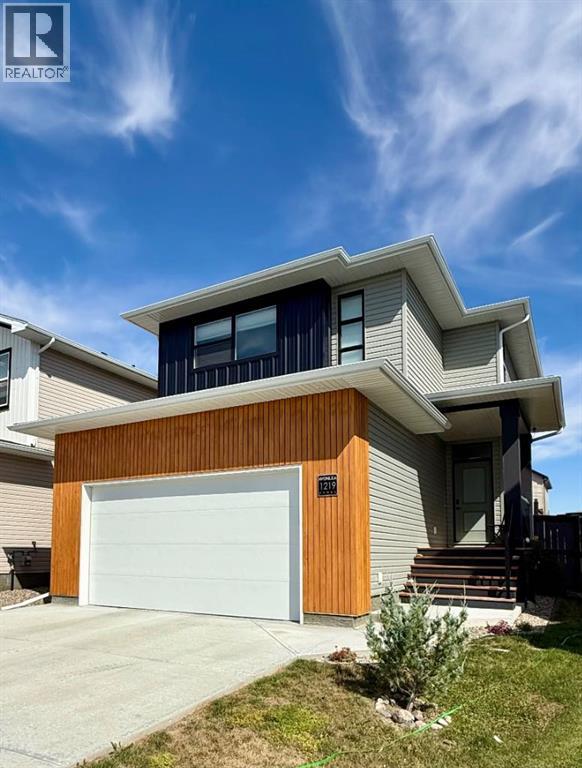 1219 Pacific Circle W, Lethbridge, Alberta  T1J 5V4 - Photo 1 - A2342472