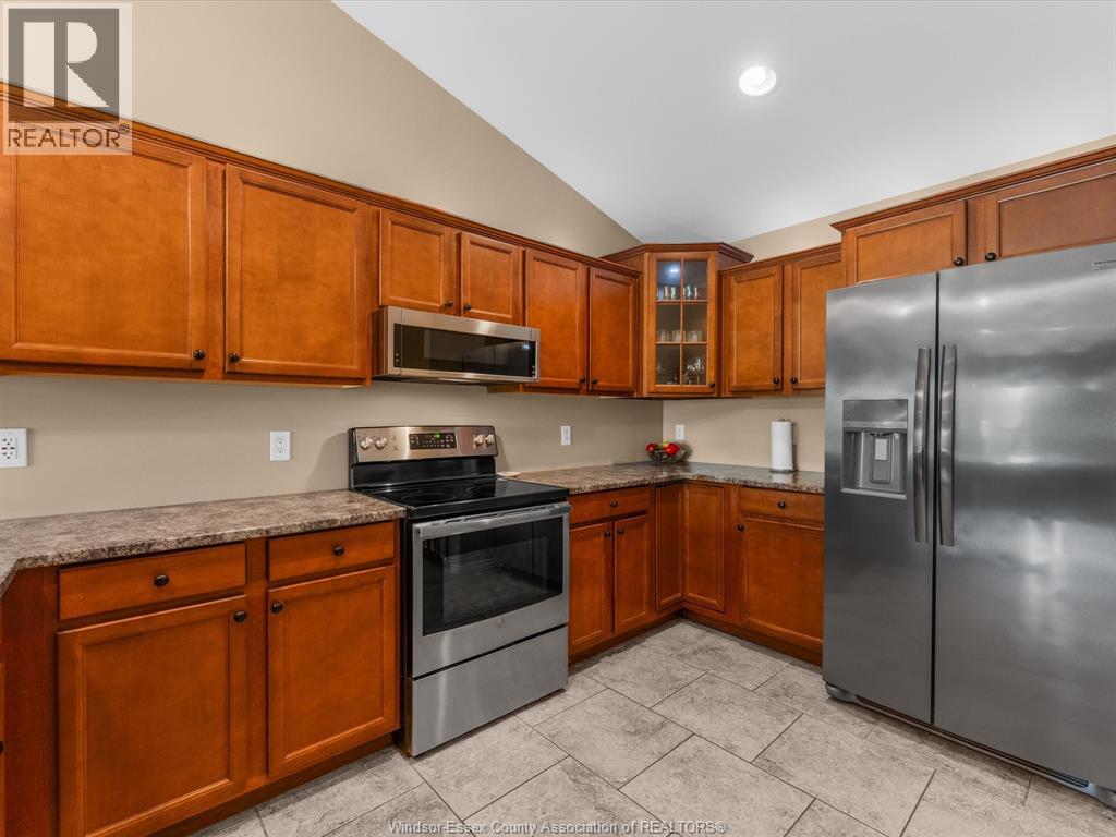 130 Antonio Court, Leamington, Ontario  N8H 5P7 - Photo 9 - 26021680