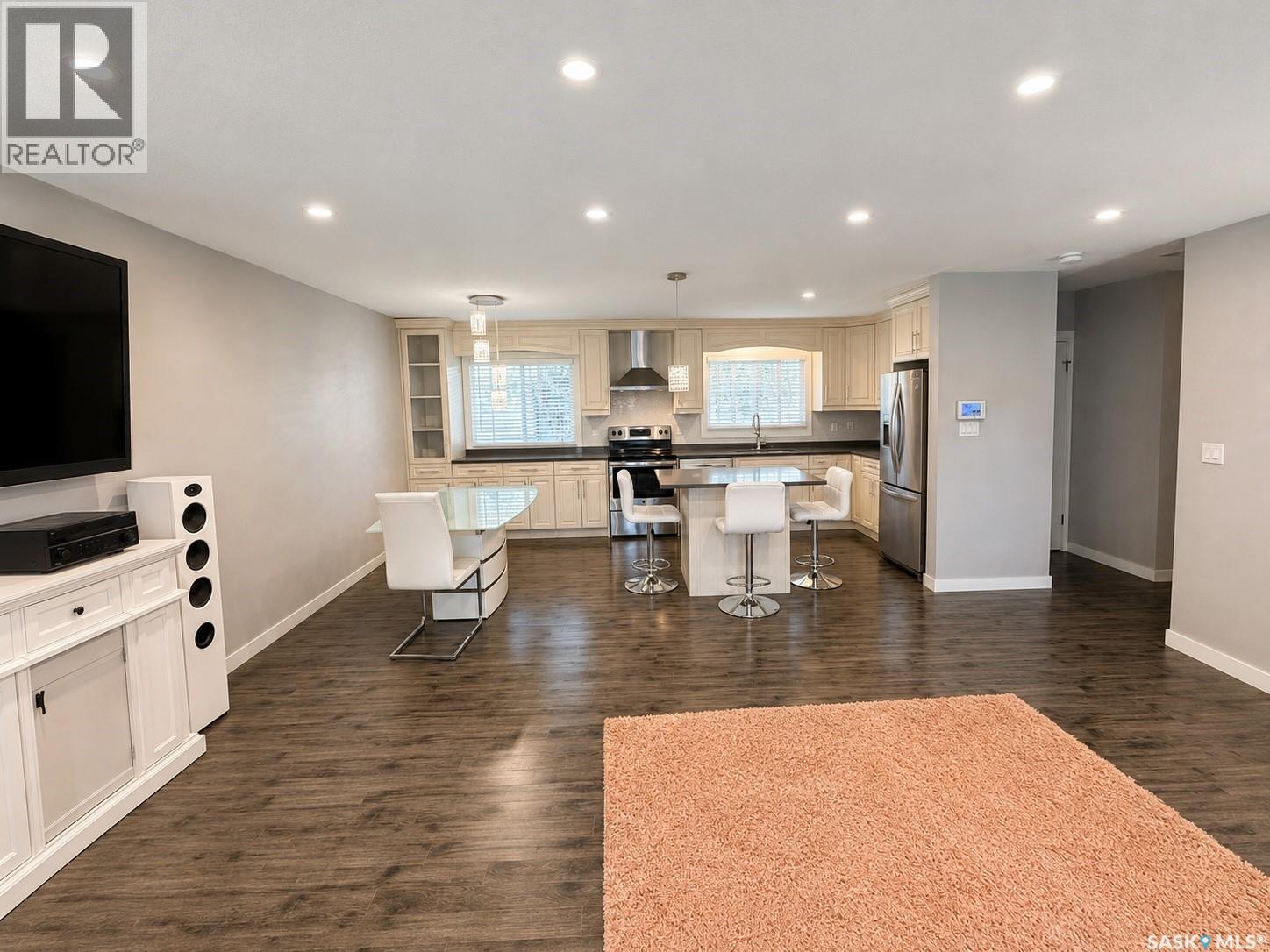 209 Winnipeg Avenue S, Saskatoon, Saskatchewan  S7M 3M1 - Photo 8 - SK047558