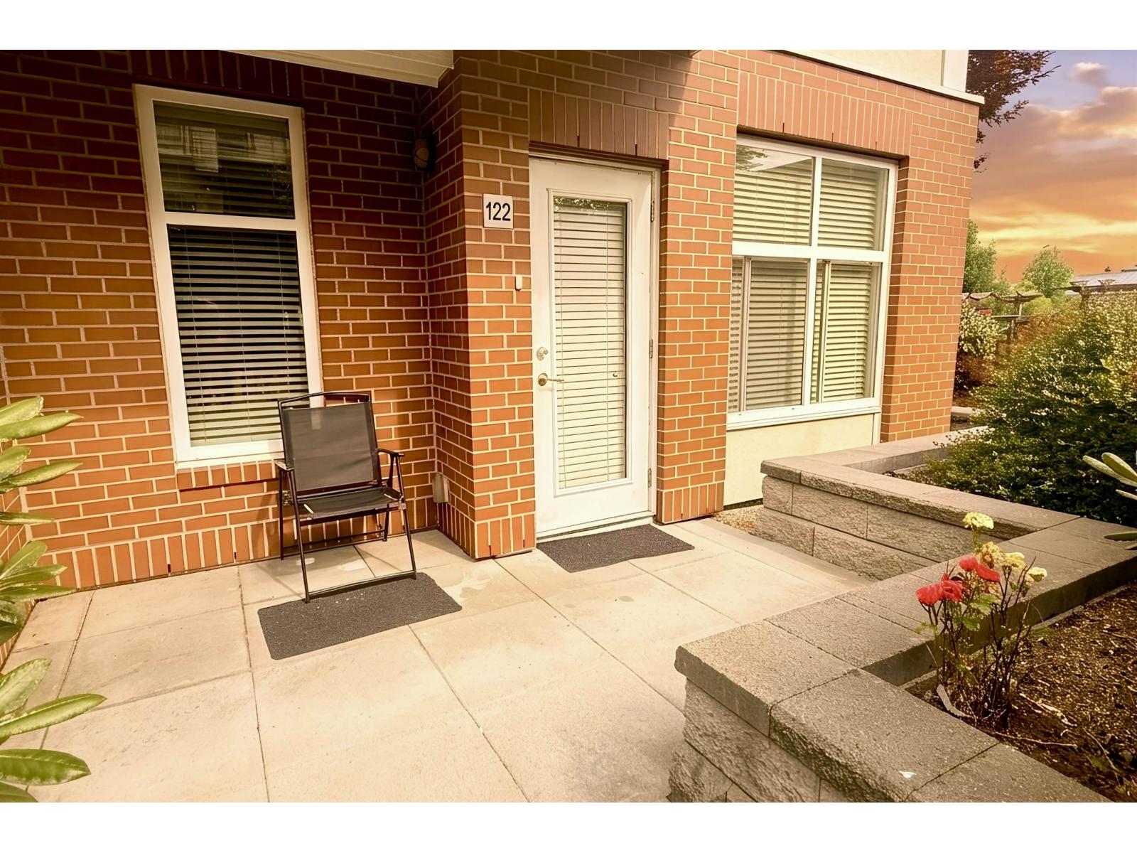 122 15956 86a Avenue, Surrey, British Columbia  V4N 6N8 - Photo 3 - R3161085
