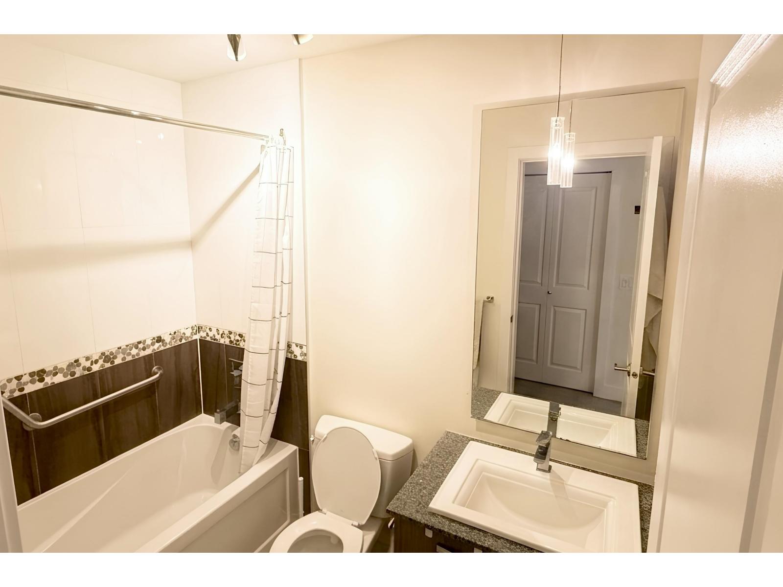 122 15956 86a Avenue, Surrey, British Columbia  V4N 6N8 - Photo 11 - R3161085