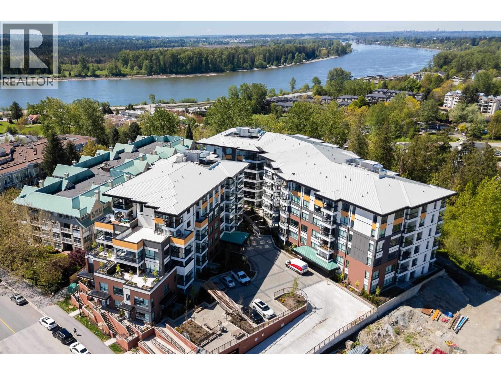 401 11639 227 STREET, Maple Ridge, British Columbia