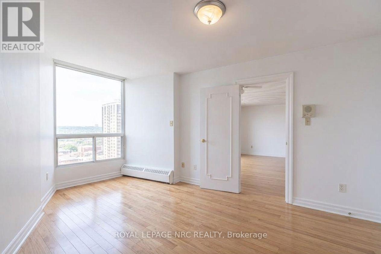 1301 - 15 Towering Heights Boulevard, St. Catharines, Ontario  L2T 3G7 - Photo 21 - X13564480